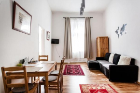 Comfortable flat with prime location near Oktogon